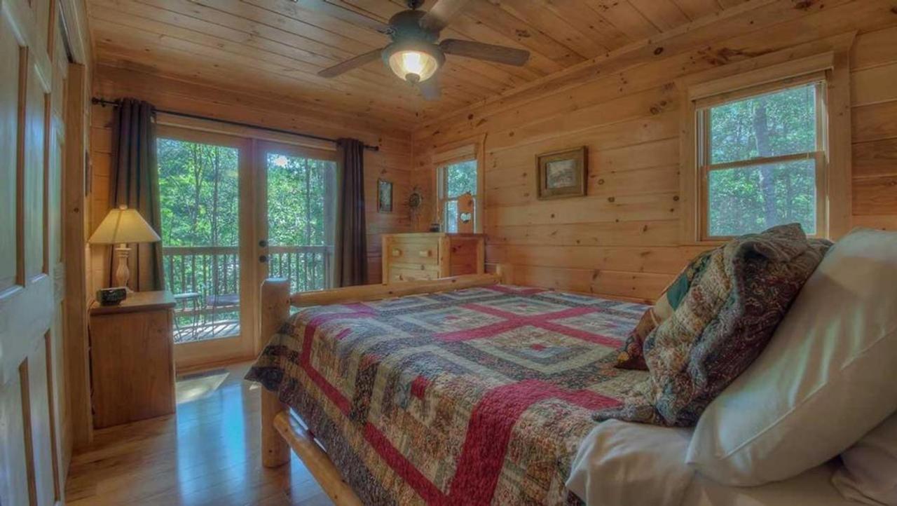 All Decked Out Blue Ridge Εξωτερικό φωτογραφία